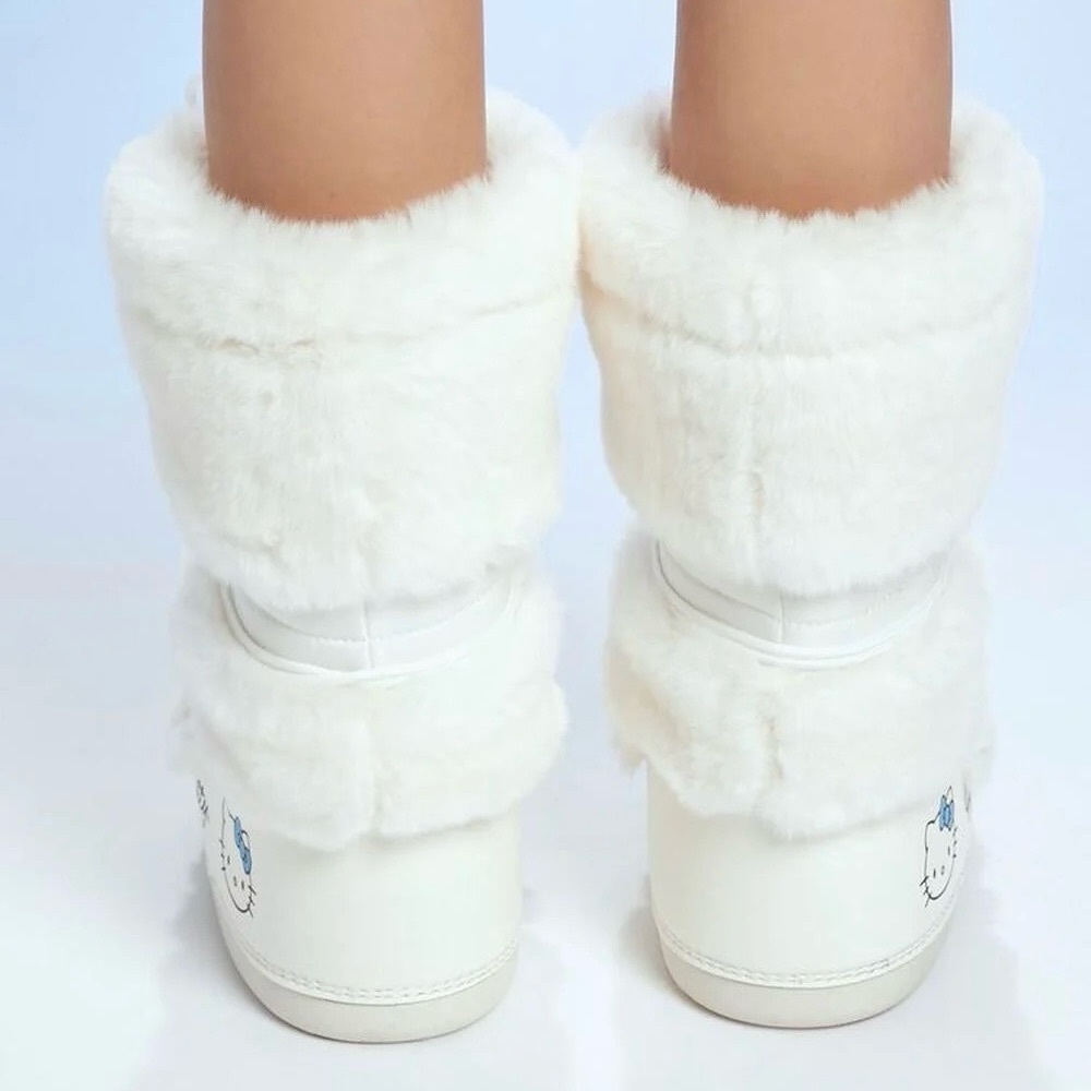Forever 21 Hello Kitty Faux Fur Boots - Picture 4 of 5